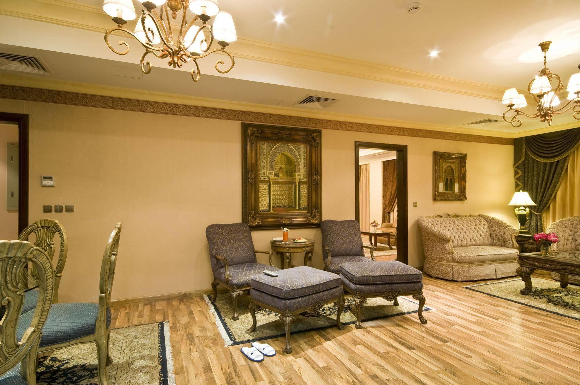 Amjad Royal Suites Hotel Djeddah Extérieur photo