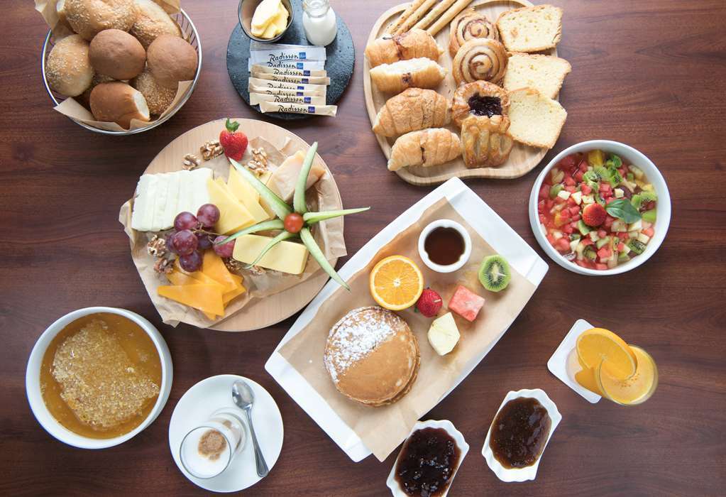 Amjad Royal Suites Hotel Djeddah Restaurant photo